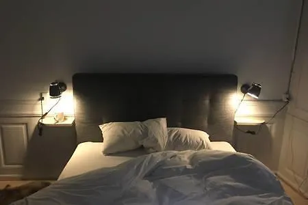 アパート Modern Living In Historical Building