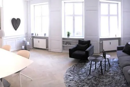 Modern Living In Historical Building 哥本哈根